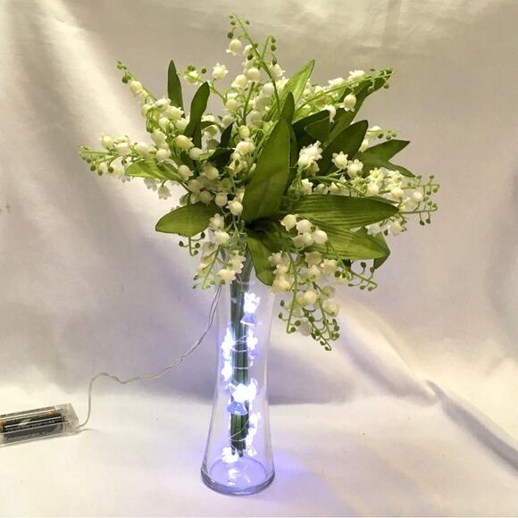 Artificial Lily of the Valley LED Arraingement - Picture 3 of 5